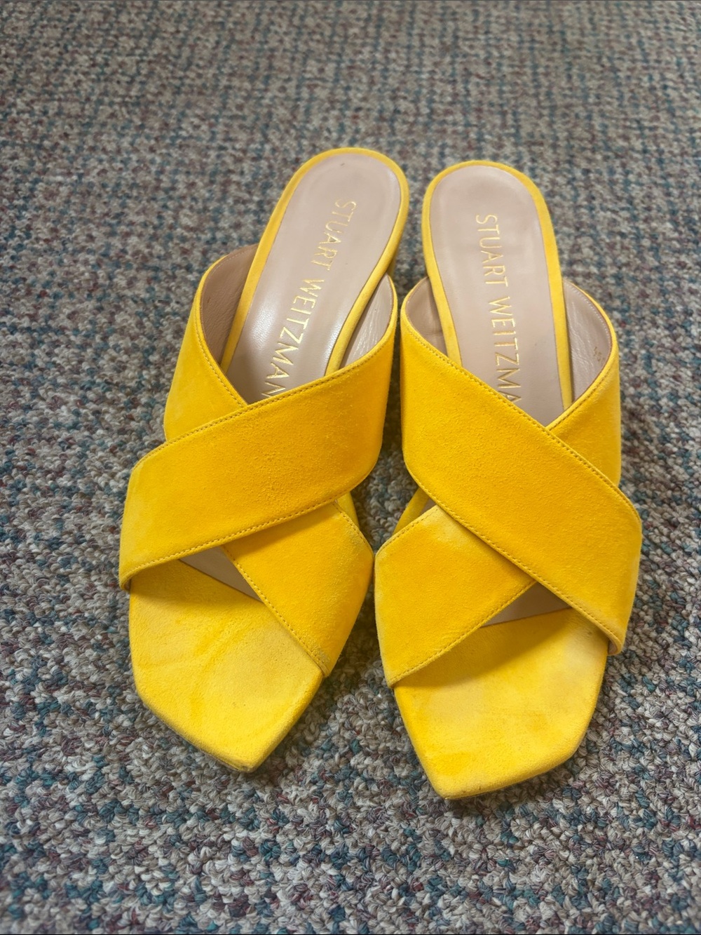 Stuart Weitzman ALETHA 50 SUNFLOWER YELLOW Sandal size 8.5 - Picture 2 of 7